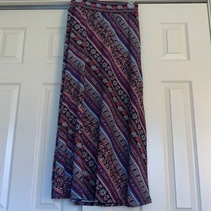 Westport Size Small Multi Color/Floral Print Maxi Skirt